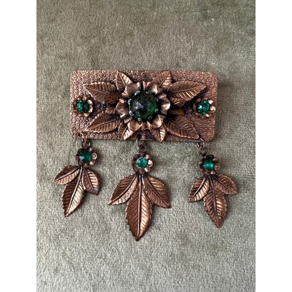 Vintage Dangle Brooch Green Flower Bronze Tone Pin Emerald Crystal Rhinestone - Picture 1 of 7